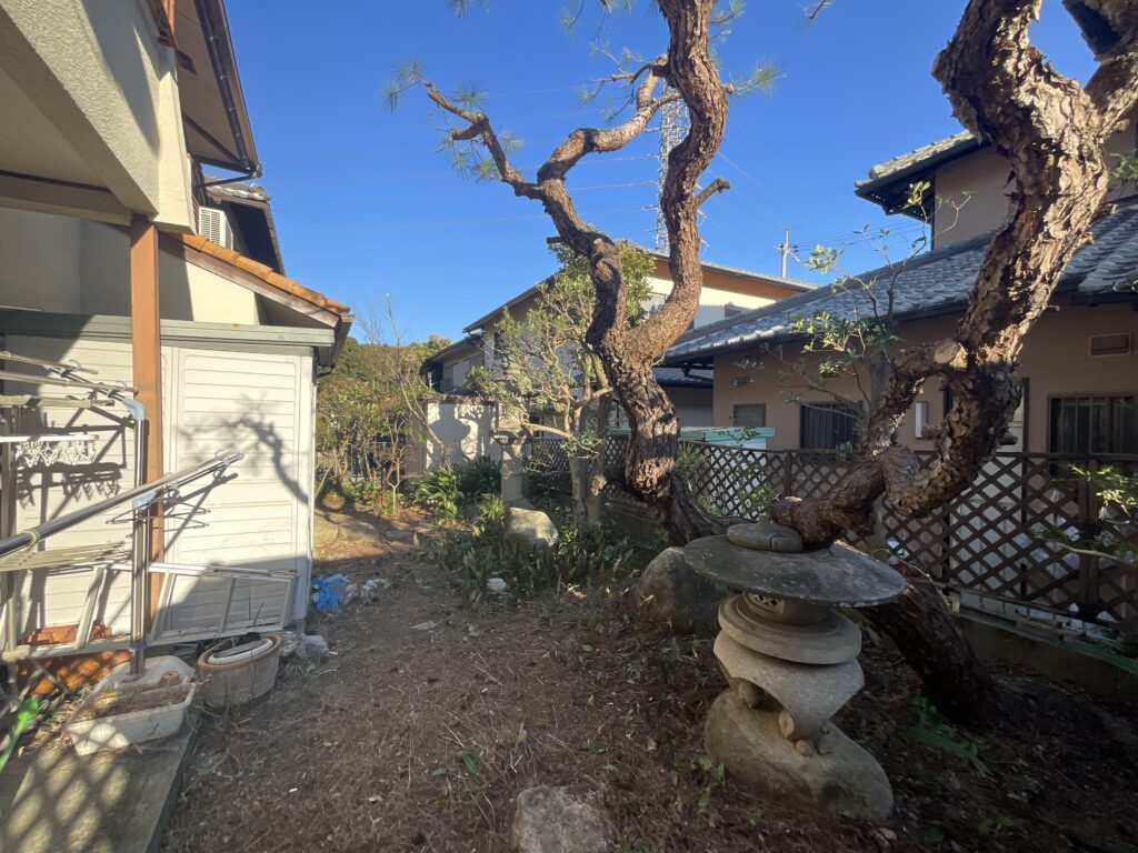 宝塚市庭木の剪定